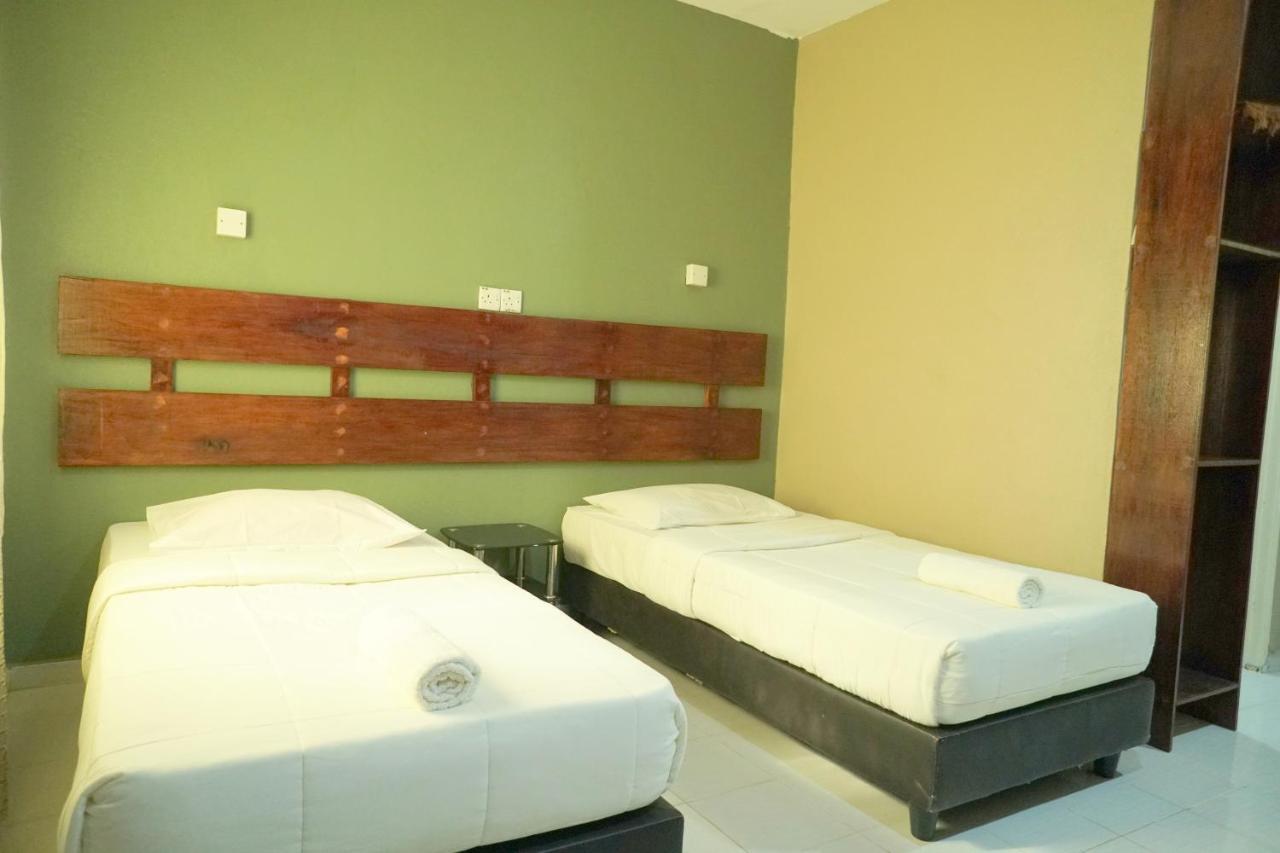 Pondok Muara Chalet Pantai Cenang  Exterior foto